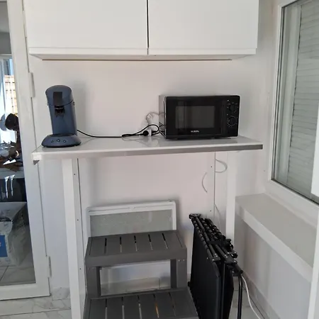 Bienvenu Au Elena Ferienhaus Aulnoye-Aymeries